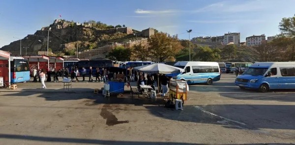 'Yavaş' belediyecilik yine sahnede! Dev proje çürüyor esnaf kan ağlıyor